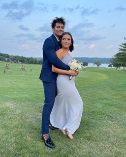 Natalie Noel Mariduena feet photo thumbnail