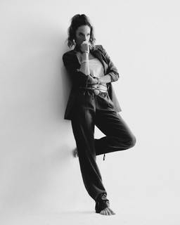 Alessandra Ambrosio feet photo thumbnail