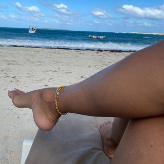 Nicole Murphy feet photo thumbnail