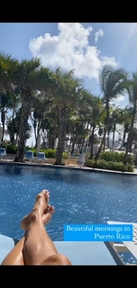 Kelly Bensimon feet photo thumbnail