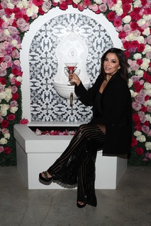 Eva Longoria feet photo thumbnail