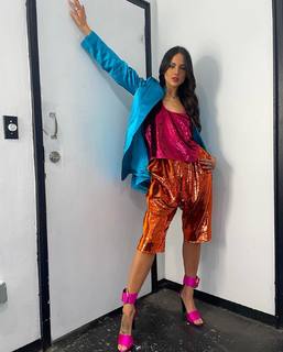 Eiza González feet photo thumbnail