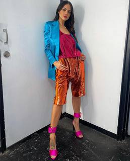 Eiza González feet photo thumbnail