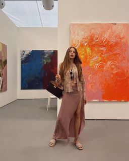 Xenia Tchoumitcheva feet photo thumbnail