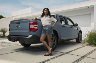 Gabrielle Union feet photo thumbnail