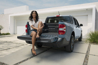 Gabrielle Union feet photo thumbnail