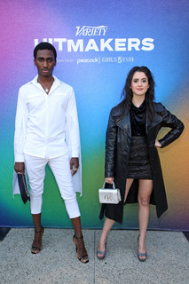 Laura Marano feet photo thumbnail