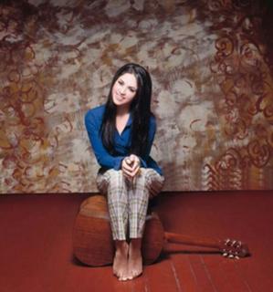 Shakira feet photo thumbnail