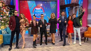 Cynthia Rodríguez feet photo thumbnail