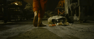 Emily Blunt feet photo thumbnail