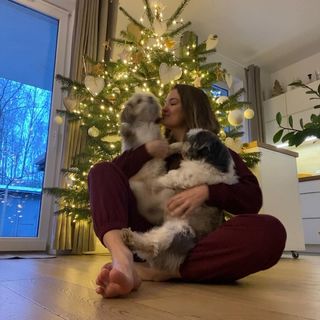Karolina Kowalkiewicz feet photo thumbnail