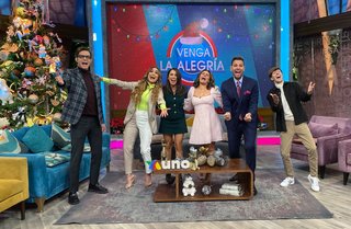 Cynthia Rodríguez feet photo thumbnail
