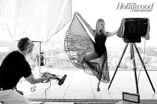 Jennifer Aniston feet photo thumbnail