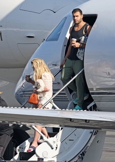 Britney Spears feet photo thumbnail