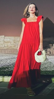 Giovanna Lancellotti feet photo thumbnail