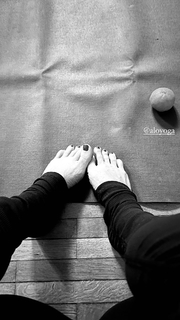 Federica Fontana feet photo thumbnail