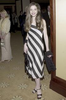 Michelle Trachtenberg feet photo thumbnail
