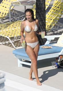 Tulisa feet photo thumbnail