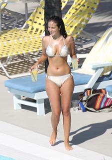 Tulisa feet photo thumbnail