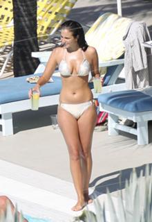 Tulisa feet photo thumbnail