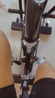 Amanda Saccomanno feet photo thumbnail