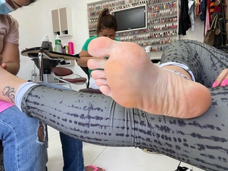 Karin Klemp feet photo thumbnail