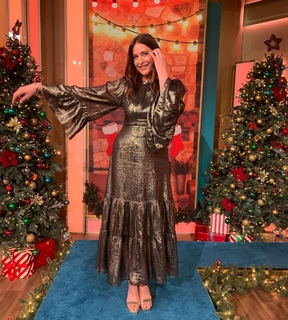 Lisa Snowdon feet photo thumbnail