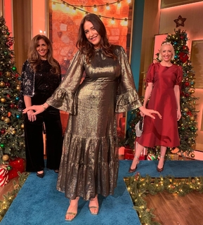 Lisa Snowdon feet photo thumbnail