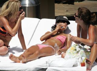 Eva Longoria feet photo thumbnail