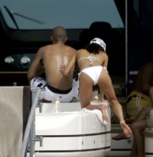 Eva Longoria feet photo thumbnail