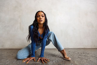 Karrueche Tran feet photo thumbnail