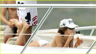 Eva Longoria feet photo thumbnail