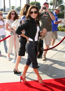 Eva Longoria feet photo thumbnail