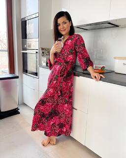 Katarzyna Cichopek feet photo thumbnail