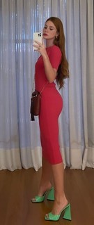 Marina Ruy Barbosa feet photo thumbnail