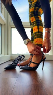 Jen Selter feet photo thumbnail