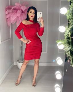 Katarzyna Cichopek feet photo thumbnail
