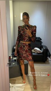 Iris Mittenaere feet photo thumbnail