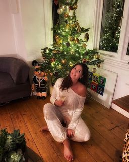 Lisa Snowdon feet photo thumbnail