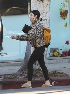 Lucy Hale feet photo thumbnail