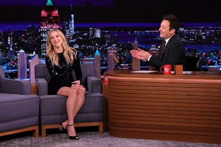Reese Witherspoon feet photo thumbnail