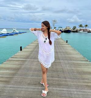 Anushka Sen feet photo thumbnail