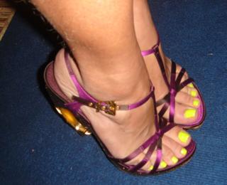 Adriane Galisteu feet photo thumbnail