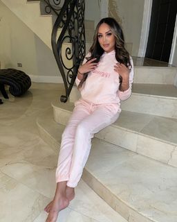 Charlotte Crosby feet photo thumbnail