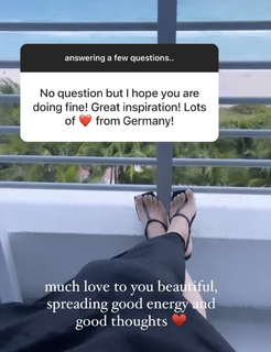 Xenia Tchoumitcheva feet photo thumbnail