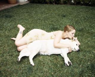 Drew Barrymore feet photo thumbnail
