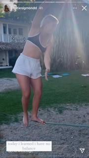 Katie Sigmond feet photo thumbnail