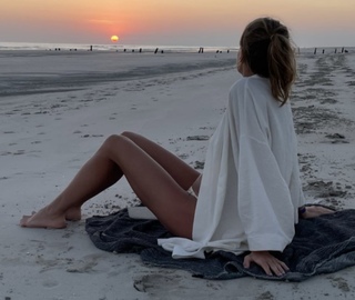 Marta Wierzbicka feet photo thumbnail