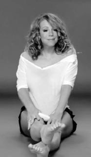 Mariah Carey feet photo thumbnail