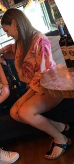 Carolina Ardohain feet photo thumbnail